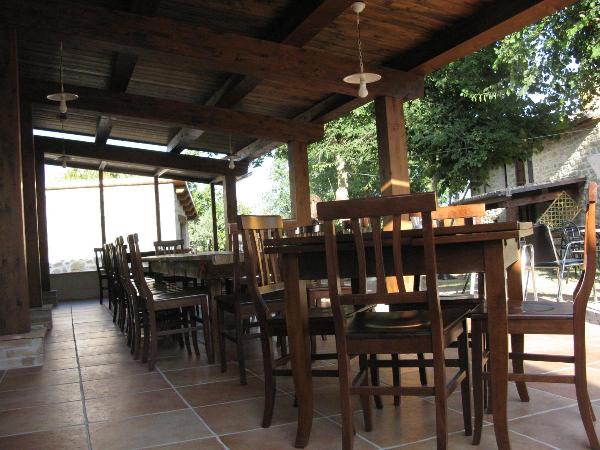 Pietra Maula Agriturismo Кастельраймондо Экстерьер фото